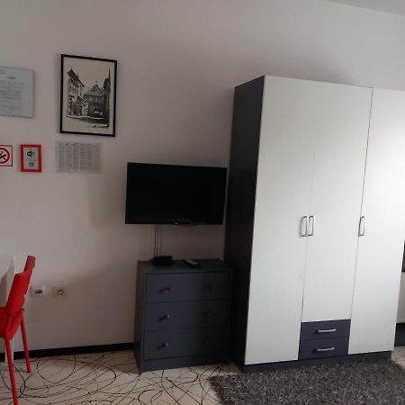 Rooms Sobe Zg ซาเกร็บ ภายนอก รูปภาพ