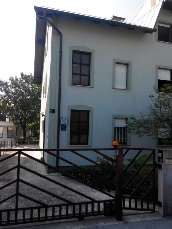 Rooms Sobe Zg ซาเกร็บ ภายนอก รูปภาพ